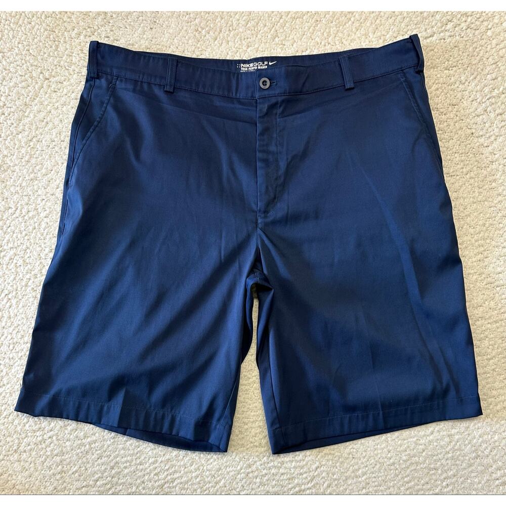 Nike Mens Golf Shorts Size 38